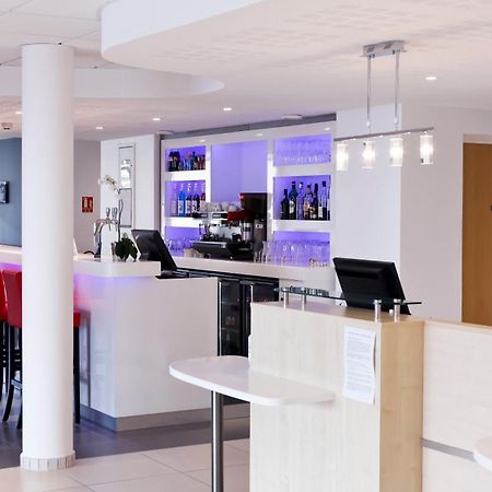 Ibis Lyon Est Chaponnay Hotel Restoran foto