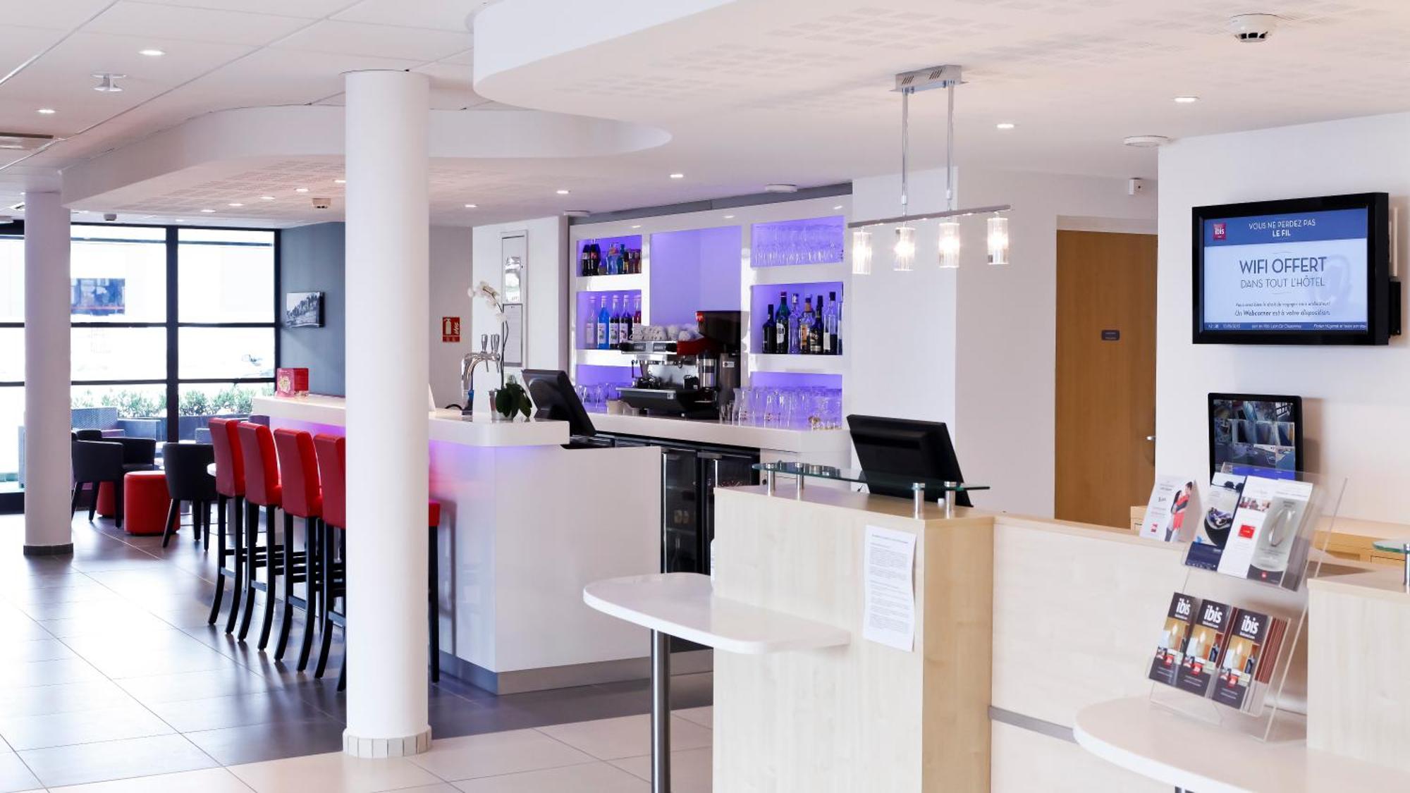 Ibis Lyon Est Chaponnay Hotel Restoran foto